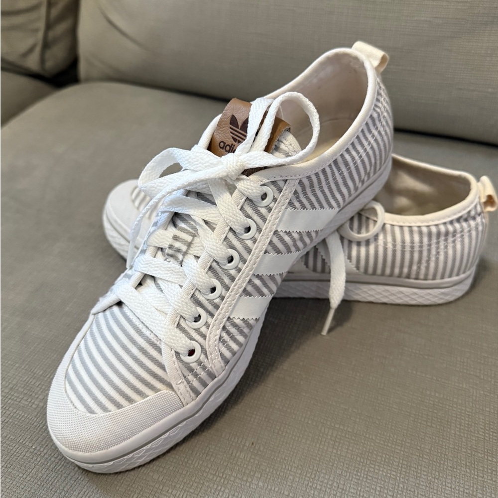 Adidas White Striped Sneakers - Size 7